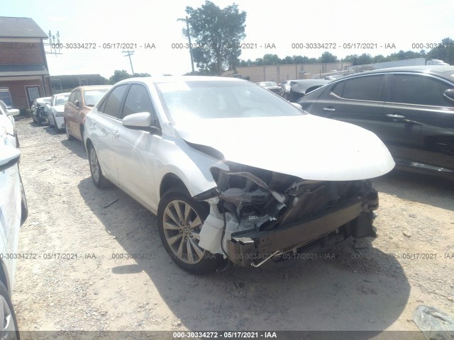 Toyota Camry (2015)