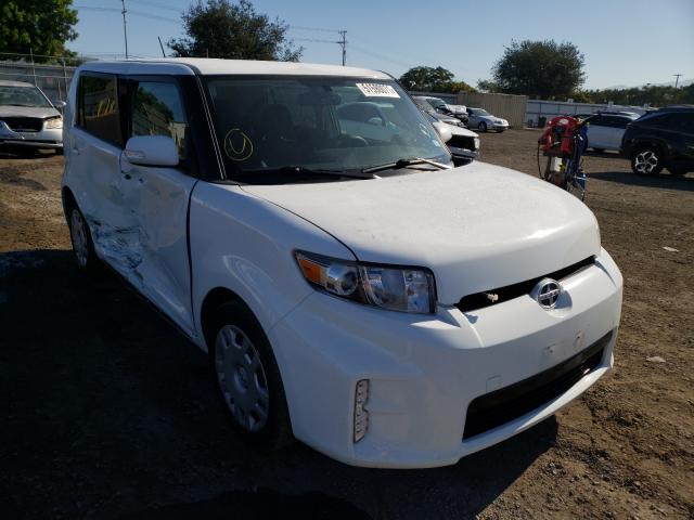 Toyota Scion xb (2015)