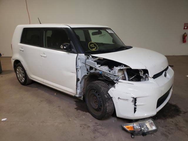 Toyota Scion xb (2015)
