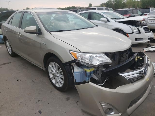 Toyota Camry hybr (2013)