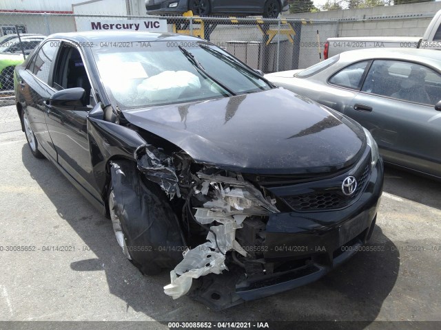 Toyota Camry (2014)