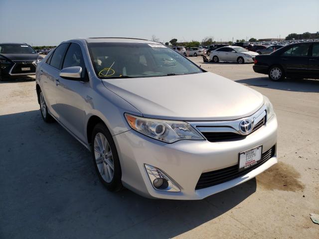 Toyota Camry hybr (2014)