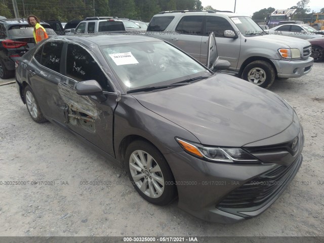 Toyota Camry (2020)