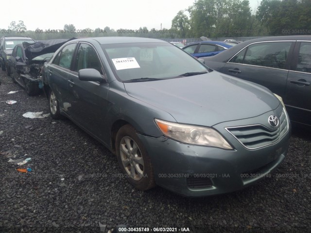Toyota Camry (2011)