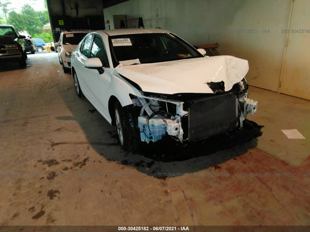 Toyota Camry (2019)