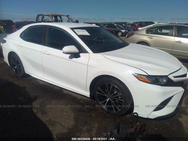Toyota Camry (2020)