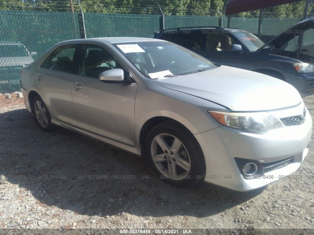 Toyota Camry (2012)
