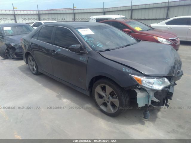 Toyota Camry (2014)