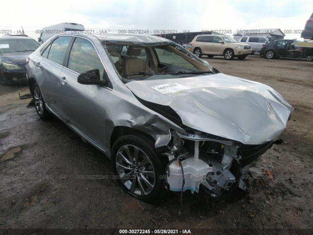 Toyota Camry (2015)