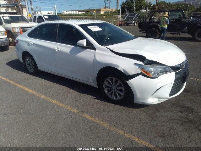 Toyota Camry (2017)