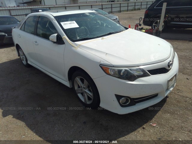 Toyota Camry (2014)