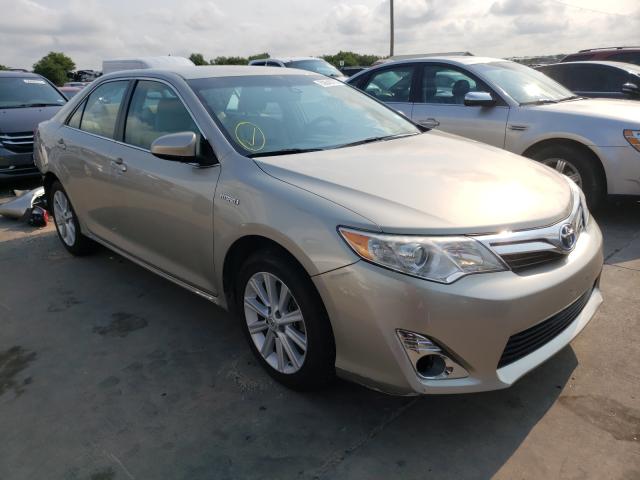 Toyota Camry hybr (2013)