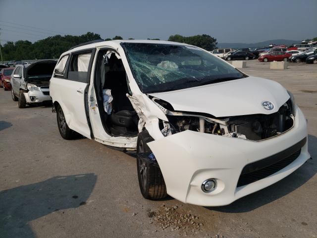 Toyota Sienna se (2017)