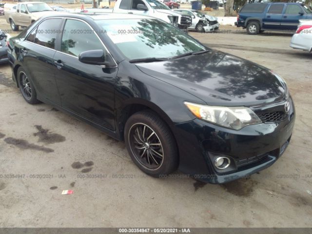 Toyota Camry (2012)