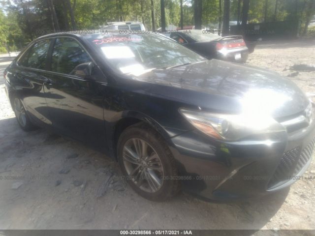Toyota Camry (2015)