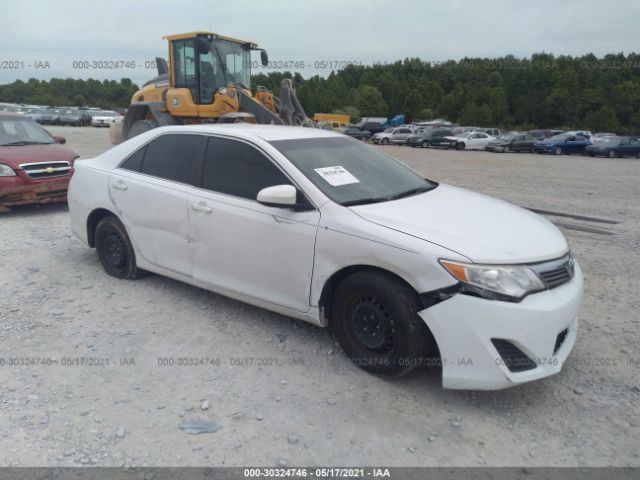 Toyota Camry (2012)