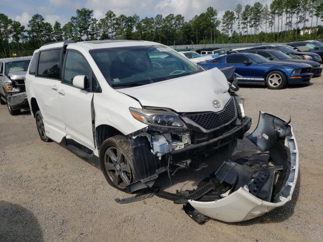 Toyota Sienna se (2017)