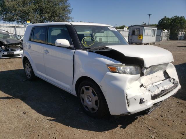 Toyota Scion xb (2014)