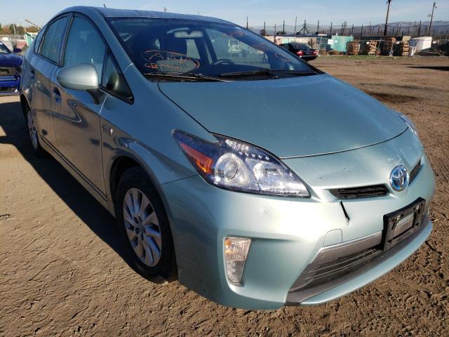 Toyota Prius plug (2013)