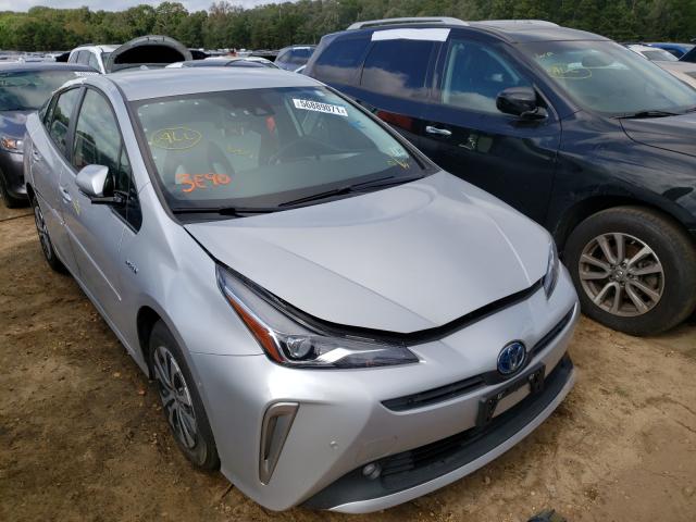Toyota Prius le (2020)