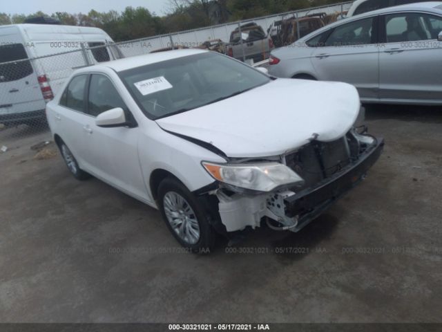 Toyota Camry (2012)