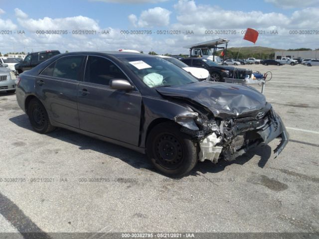 Toyota Camry (2010)