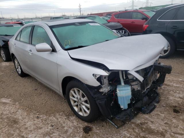 Toyota Camry base (2011)