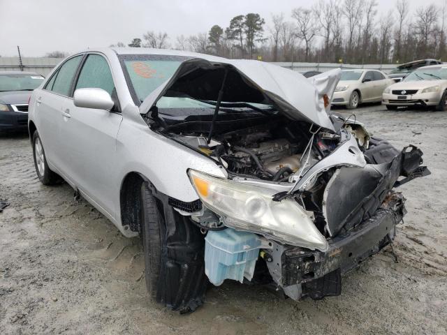 Toyota Camry base (2011)
