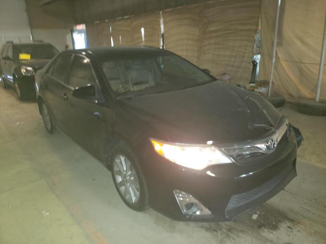 Toyota Camry base (2012)