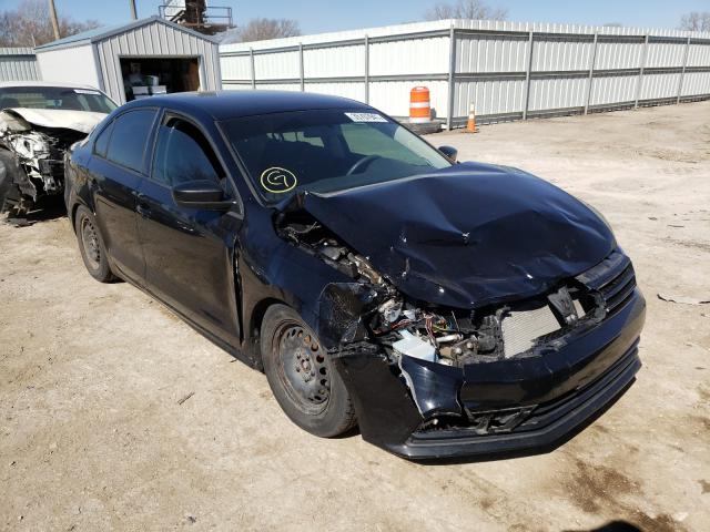 Volkswagen Jetta base (2015)