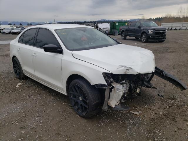 Volkswagen Jetta base (2015)