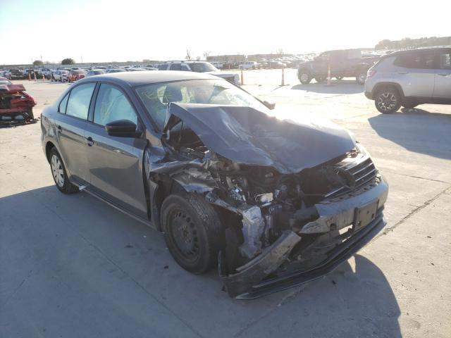 Volkswagen Jetta base (2015)