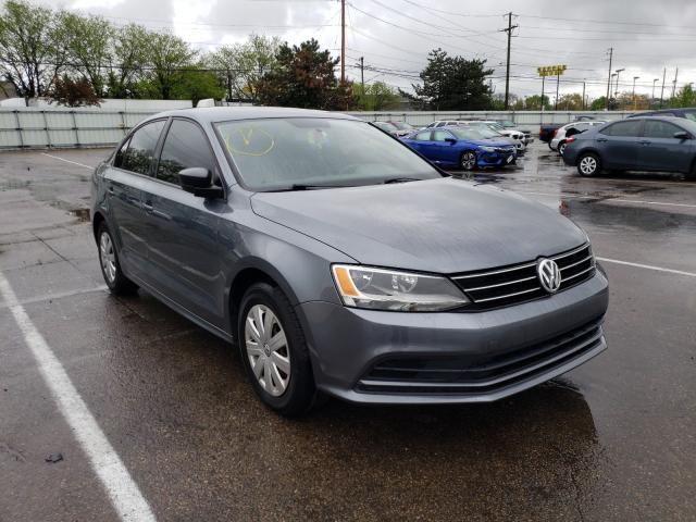 Volkswagen Jetta base (2015)
