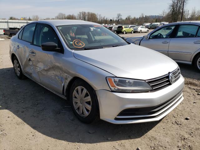 Volkswagen Jetta base (2015)