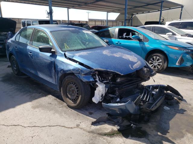 Volkswagen Jetta base (2015)