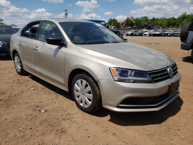 Volkswagen Jetta base (2015)