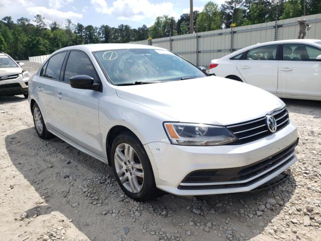 Volkswagen Jetta base (2015)