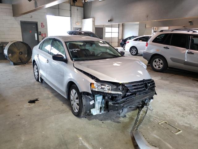 Volkswagen Jetta base (2015)