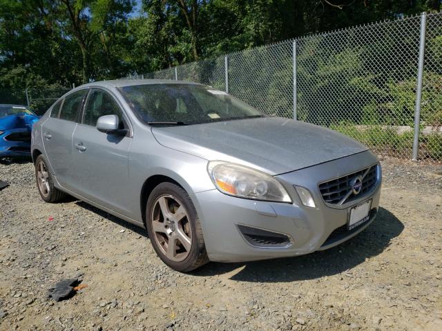Volvo S60 t5 (2013)