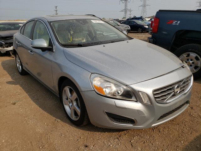 Volvo S60 t5 (2013)