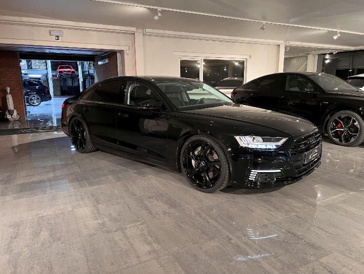 Audi A8 long (2021)