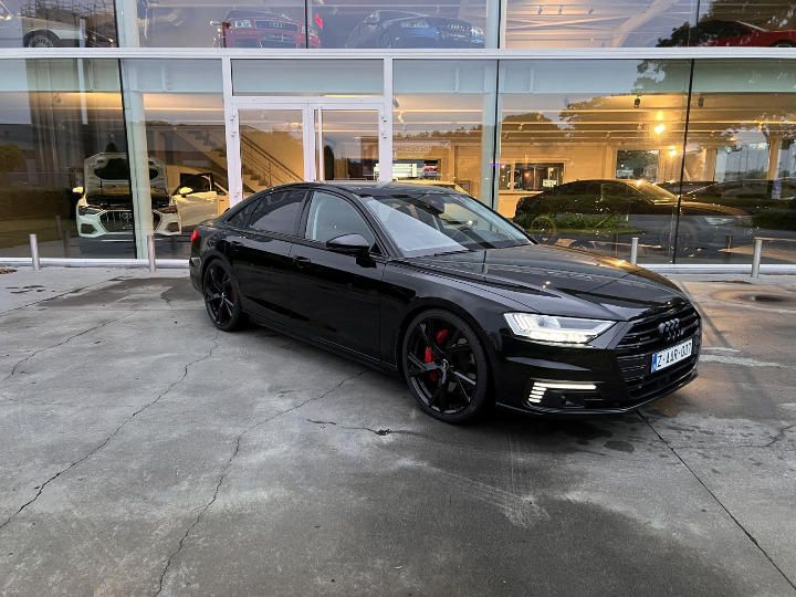 Audi A8 long (2021)