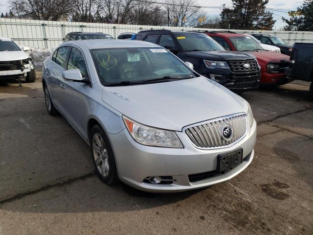 Buick Lacrosse c (2011)