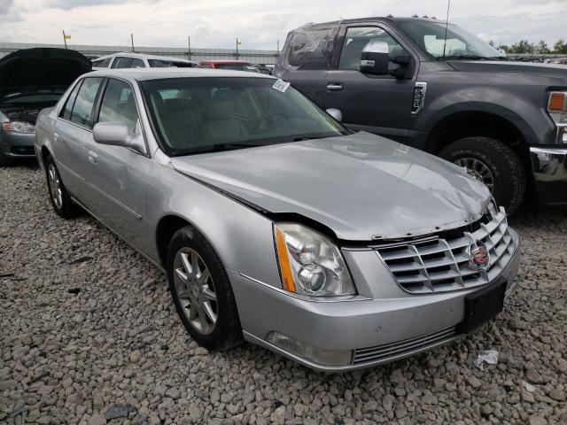Cadillac Dts luxury (2011)