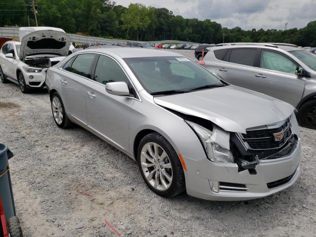 Cadillac Xts luxury (2016)