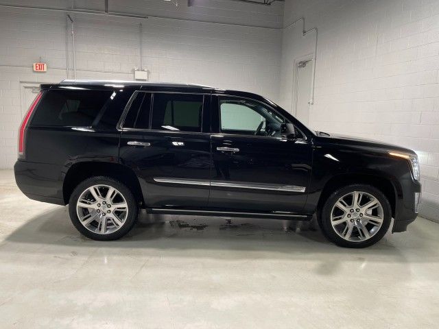 Cadillac Escalade (2015)
