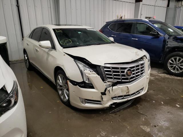 Cadillac Xts luxury (2014)