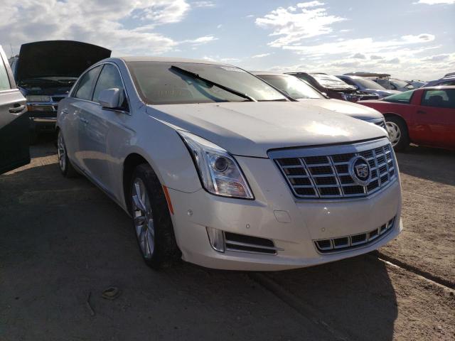 Cadillac Xts luxury (2015)