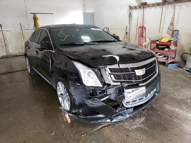 Cadillac Xts luxury (2013)