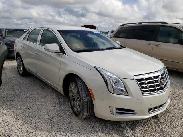 Cadillac Xts luxury (2014)